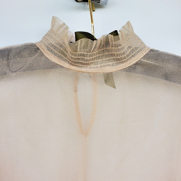 Gianni Bini Sheer Lightweight Long Sleeve with Ruffle Top (S) - Picture 4 of 8